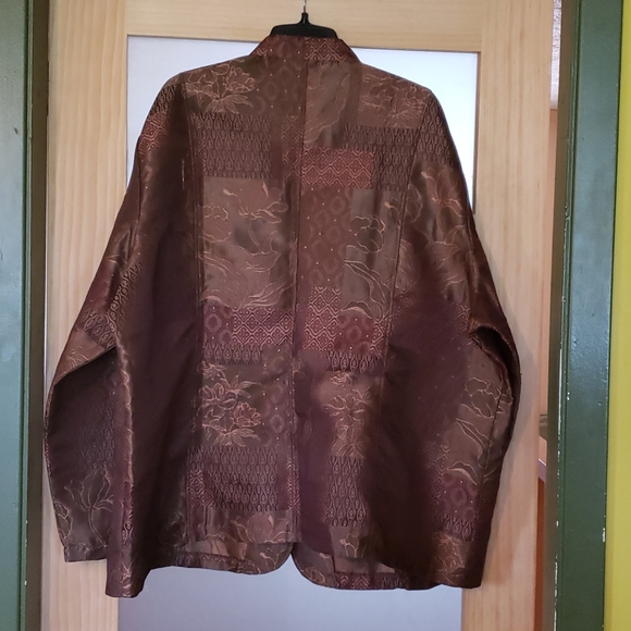 Beautiful Jacquard Jacket - Picture 3 of 4